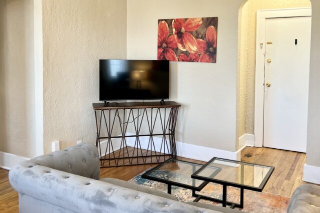 1003 E. Fayette St. #8 – 1 Bedroom Apartment Top Floor All Utilities, WiFi, Furnishings, Laundry, A/C Included