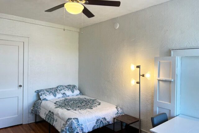 1003 E. Fayette St. #9 – Studio Apartment Top Floor All Utilities, WiFi, Furnishings, Laundry, A/C Included