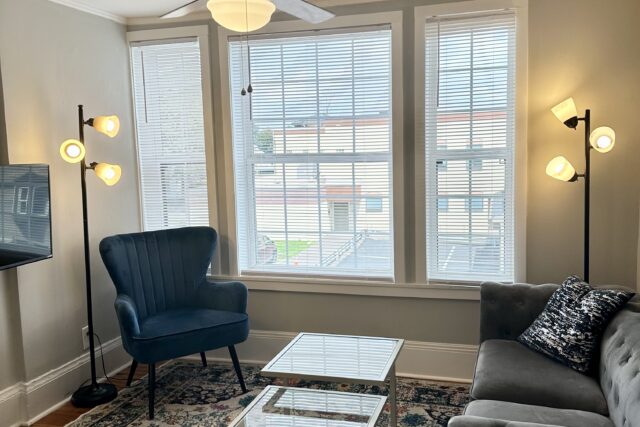 514 Walnut Ave. #8 – 1 Bedroom Apartment In-Unit Laundry Private Balcony All Utilities, WiFi, Furnishings, A/C Included